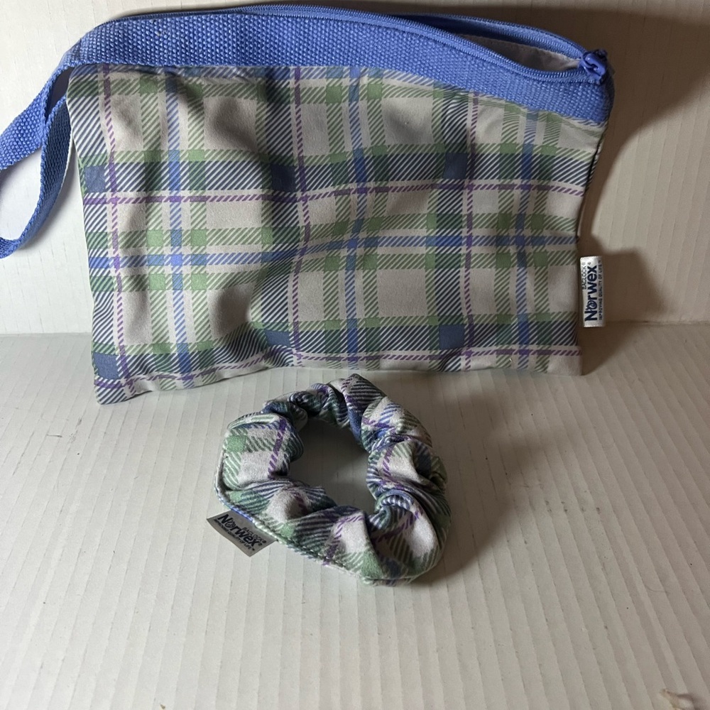 Norwex travel bag with scrunchie